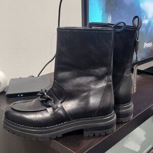 Women's Leather Boots with Chains, Made in Italy, US 8-8.5/EU - 39